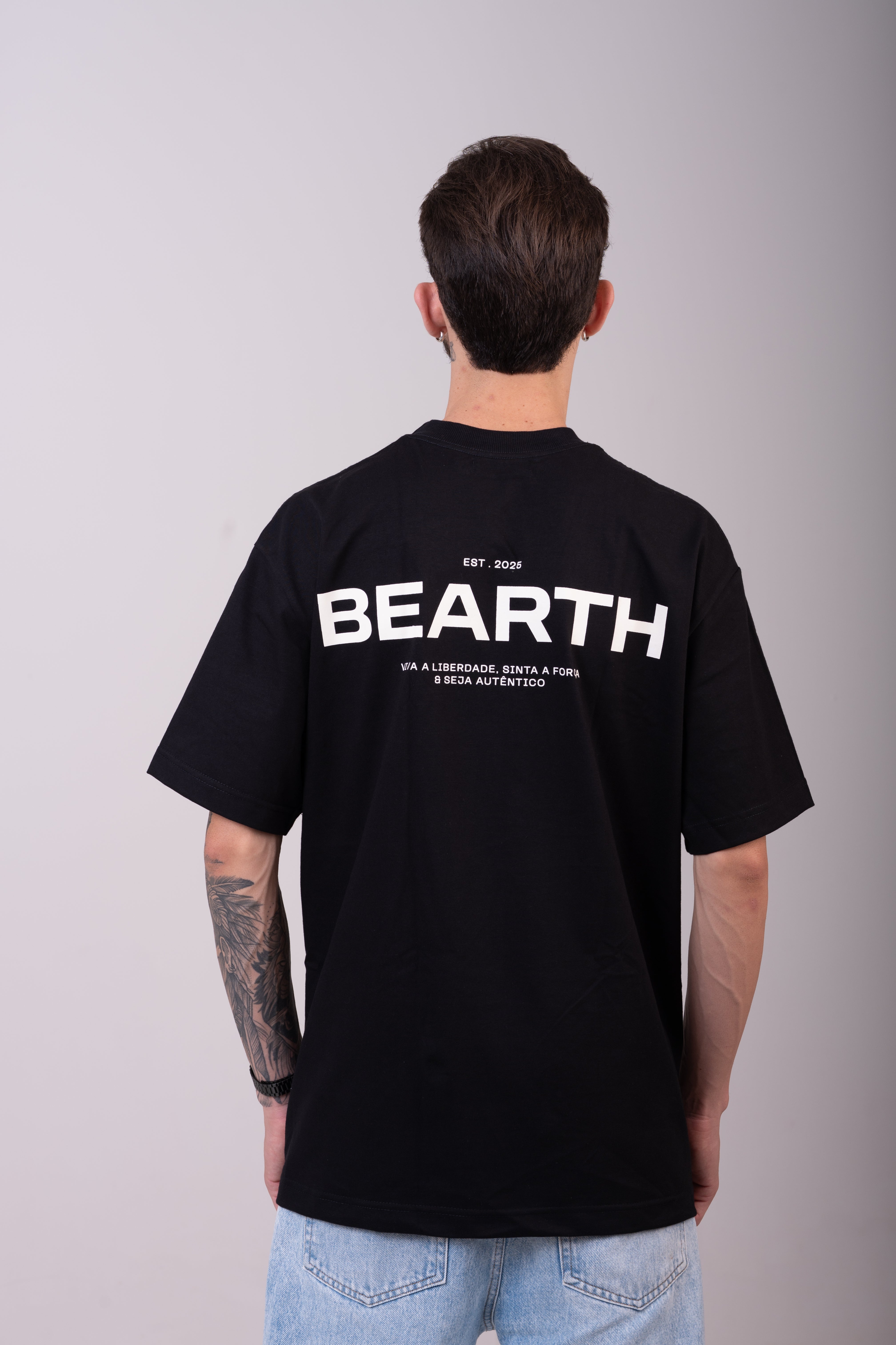 Camiseta Oversized The Bearth